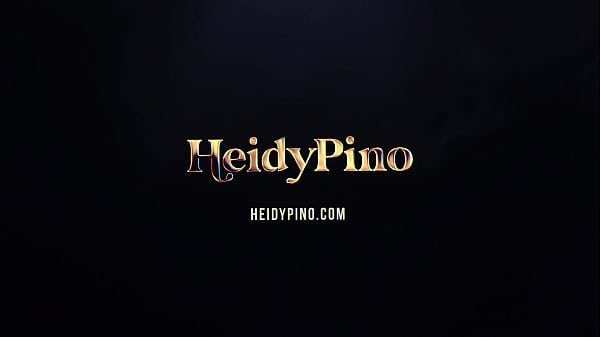 Heidy Pino una Colegiala muy caliente
